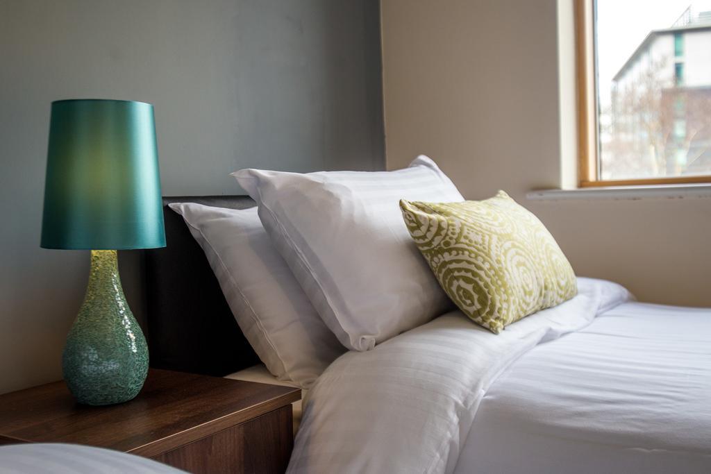 Mica Point City Centre Apartment เบอร์มิงแฮม ภายนอก รูปภาพ