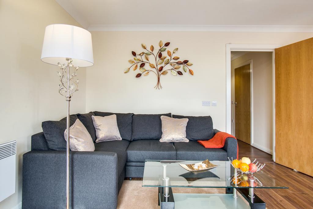 Mica Point City Centre Apartment เบอร์มิงแฮม ภายนอก รูปภาพ