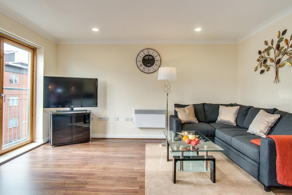 Mica Point City Centre Apartment เบอร์มิงแฮม ภายนอก รูปภาพ