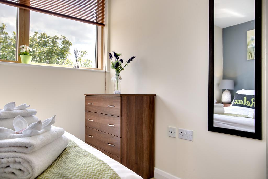 Mica Point City Centre Apartment เบอร์มิงแฮม ภายนอก รูปภาพ