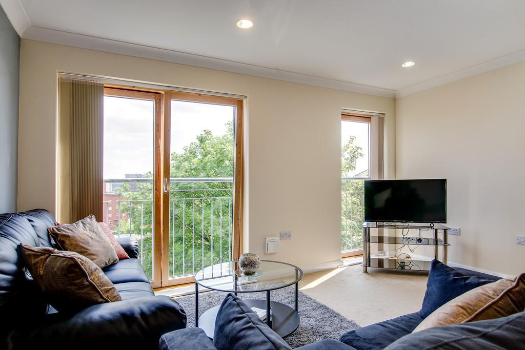 Mica Point City Centre Apartment เบอร์มิงแฮม ภายนอก รูปภาพ