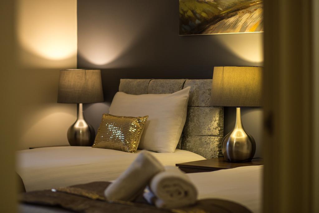 Mica Point City Centre Apartment เบอร์มิงแฮม ภายนอก รูปภาพ