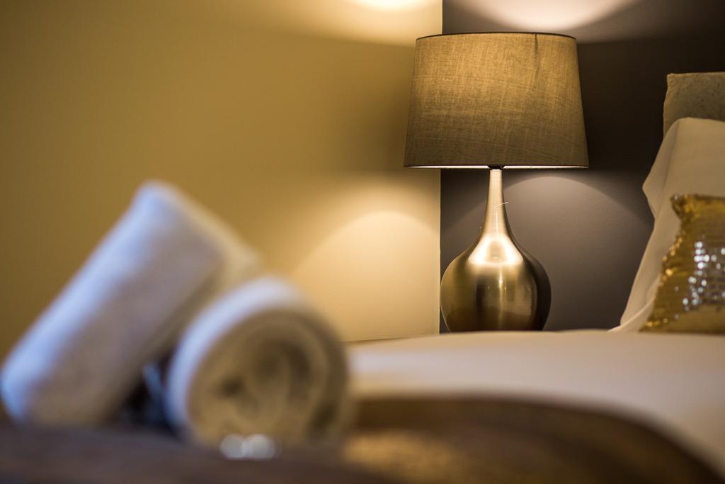 Mica Point City Centre Apartment เบอร์มิงแฮม ภายนอก รูปภาพ