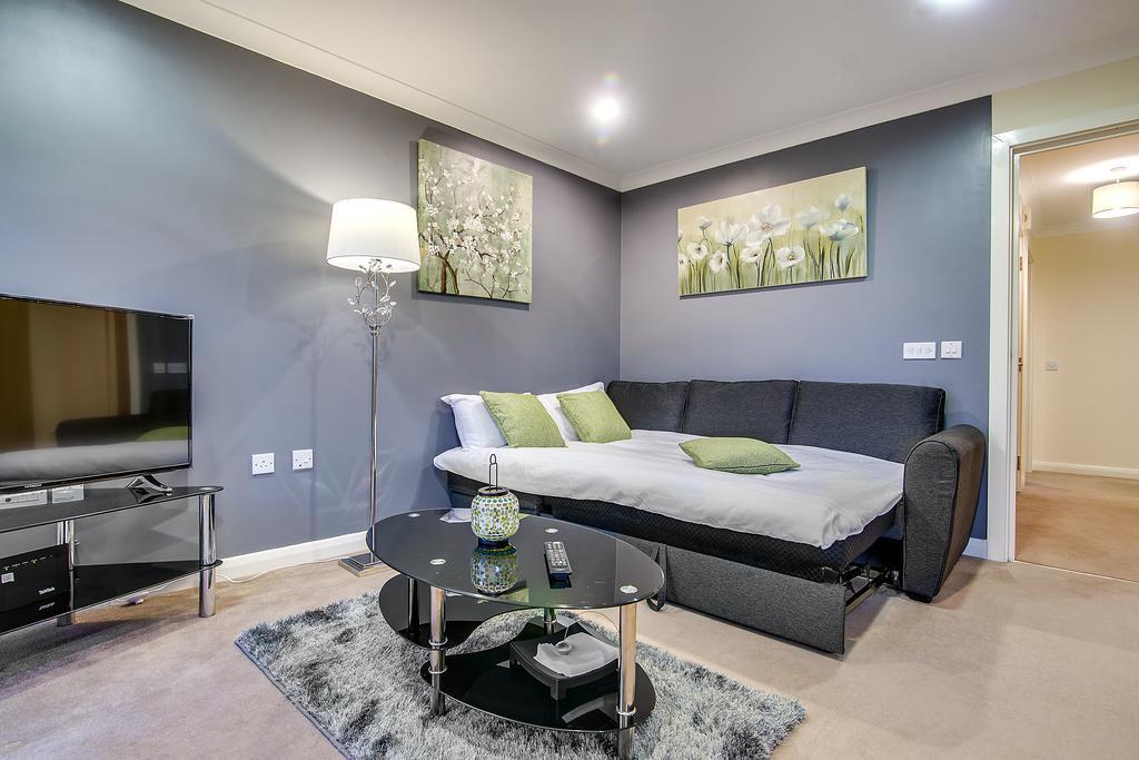 Mica Point City Centre Apartment เบอร์มิงแฮม ภายนอก รูปภาพ